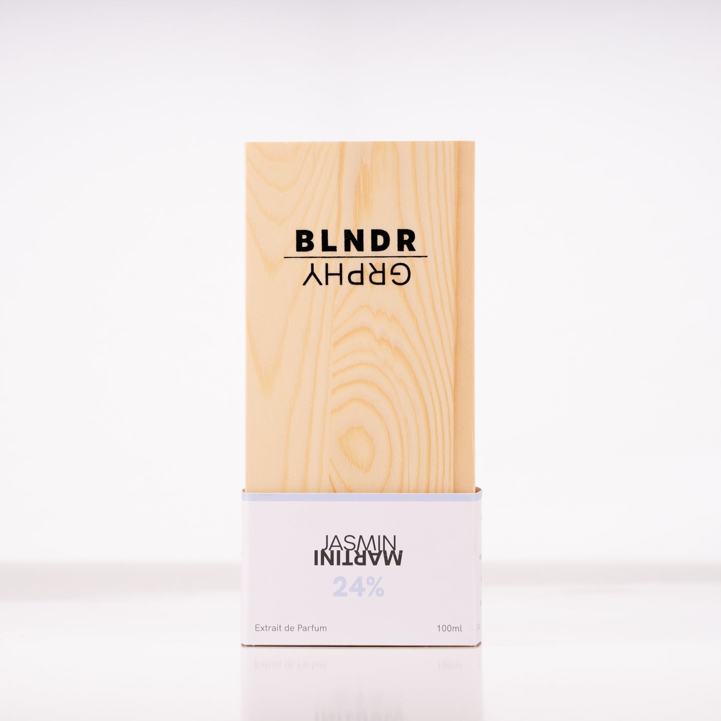 Blndr Grphy - 01 Jasmin Martini